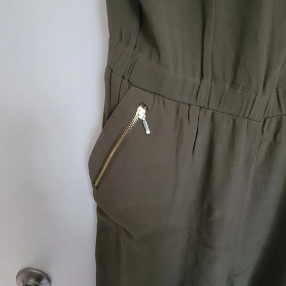 Jumpsuit with golden beads - Picture 6 of 9